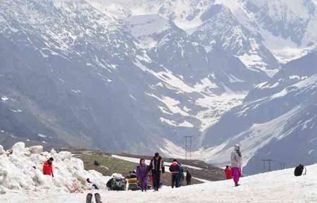 Manali Honeymoon Tour